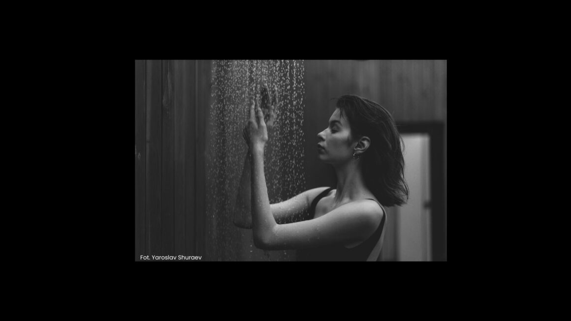 Zimne prysznice. Jak wpływają na nasz organizm?