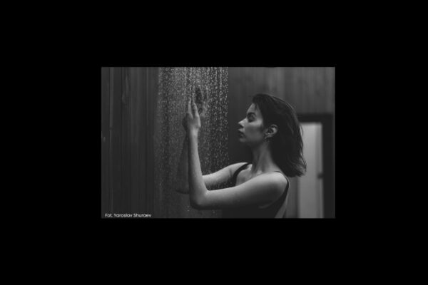 Zimne prysznice. Jak wpływają na nasz organizm?