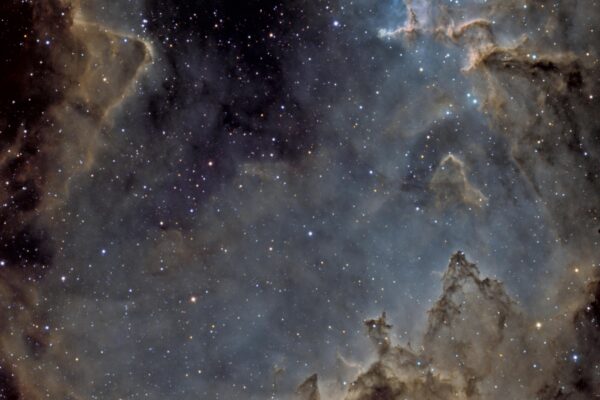 „Nie będziesz miał cudzych bogów przede mną” – człowiek, maszyna i nieprzewidywalność w Dekalogu Kieślowskiego