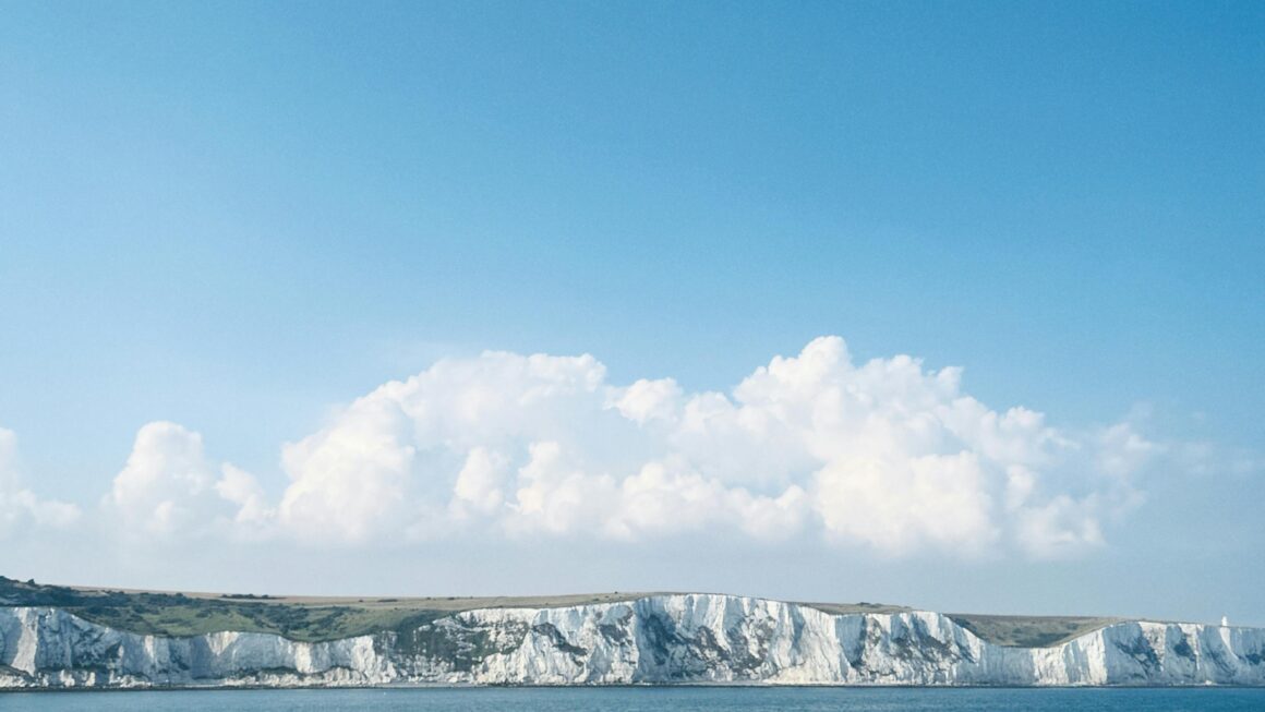 Triumf wód i ducha: Teresa Zarzeczyńska-Różańska – pierwsza Polka, która przepłynęła kanał La Manche