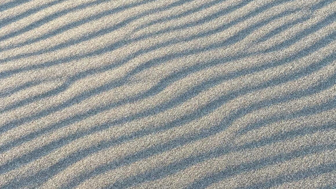 Świat w ziarnku piasku – o nieskończoności w tym, co niedostrzegalne