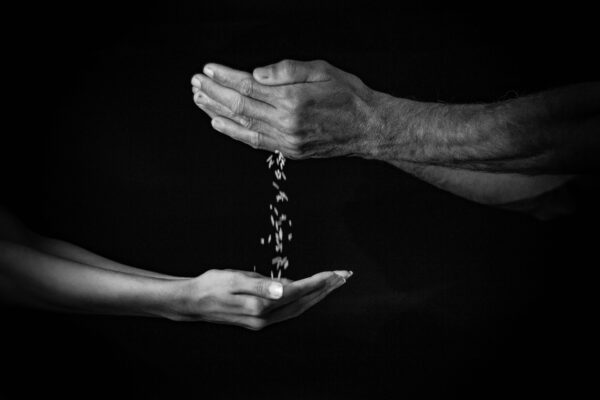 POMOC JAKO WYBÓR, NIE WALUTA-O CZYSTYM DAWANIU