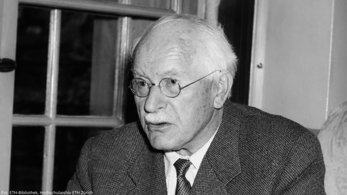Kim był Carl Gustav Jung? Odkryj sekrety psychologii głębi i swojego Cienia