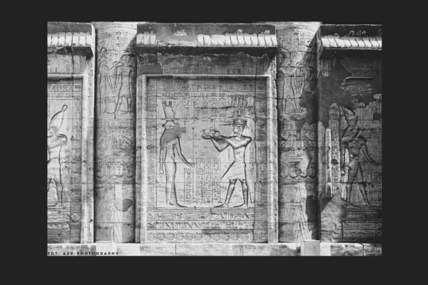 Człowiek pomiędzy językami. Doświadczenie zmiany jako transformacja poznawcza i tożsamościowa. 